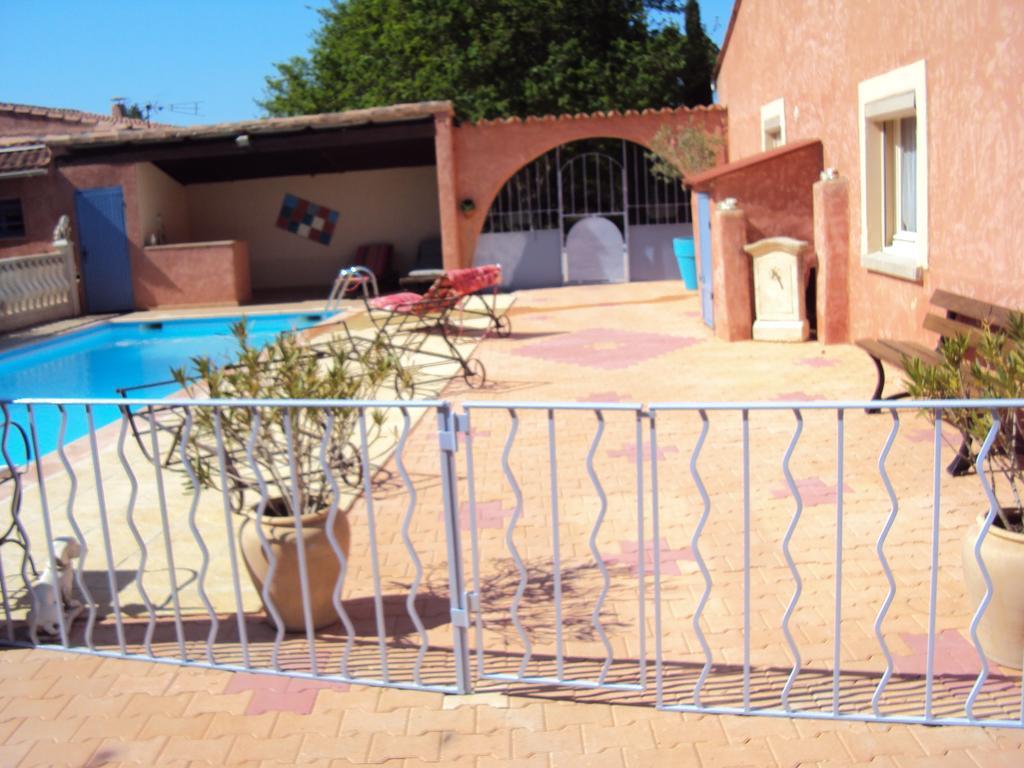 La Douloire Hotel Pernes-les-Fontaines Eksteriør billede